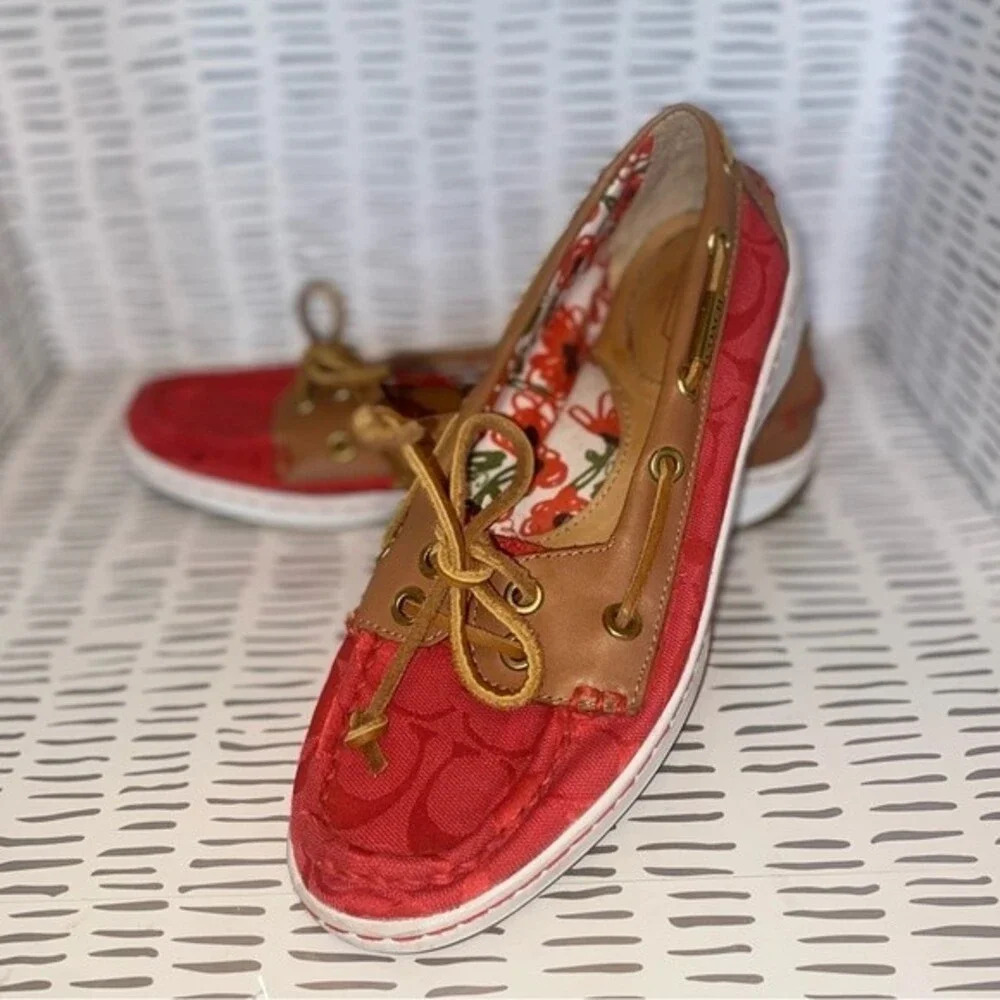 COACH “Richelle” Top Siders Boat Shoes Red‎ Logo Embossed size 7.5 - Picture 2 of 7